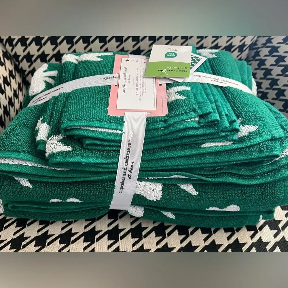 Cupcakes and Cashmere 6 Piece Green Cotton Bath Towel Set‎